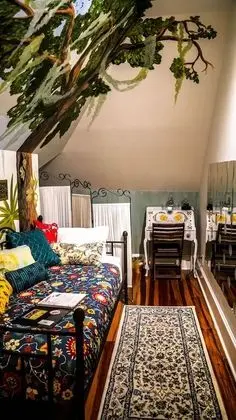 Hedwig's Perch Room with Shared Bath
