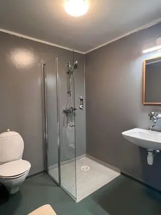 Basic Tek Büyük Yataklı Oda