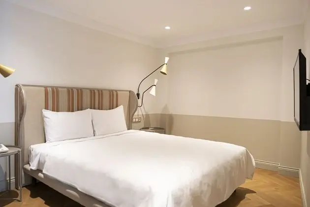 Superior Double Room - Basement