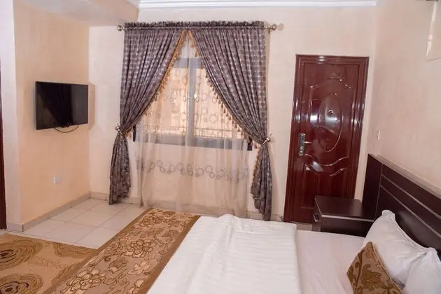 Deluxe Oda, Sigara İçilmez