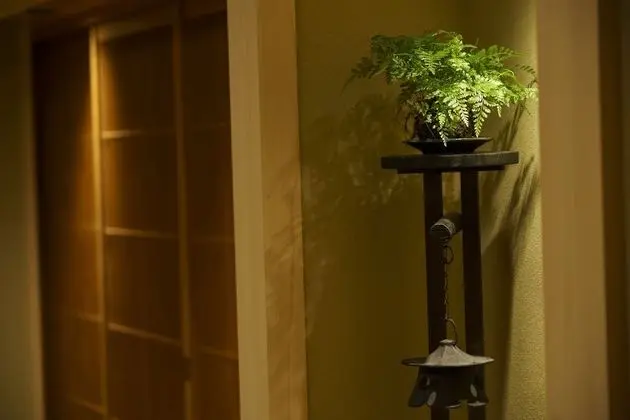 Ev, Sigara İçilmez (Hanami)