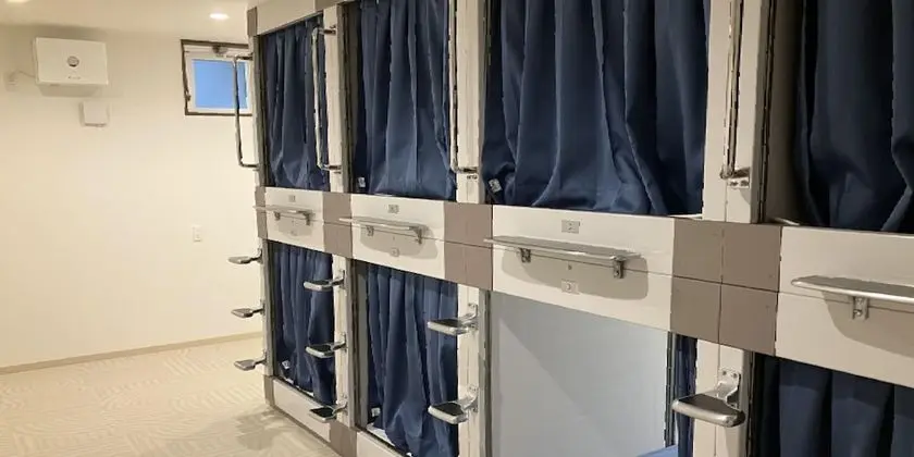 Ortak Ranzalı Oda, Sadece erkekler için