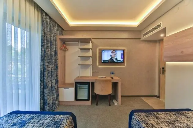 Twin, Deniz veya Kara Manzaralı, Balkonlu