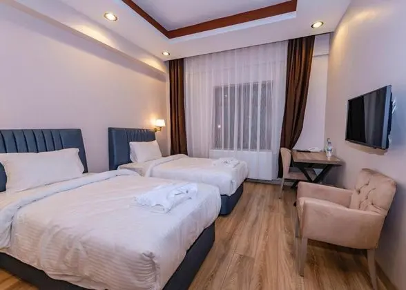 Üç Kişilik Oda, Bahçe Manzaralı, Balkonsuz