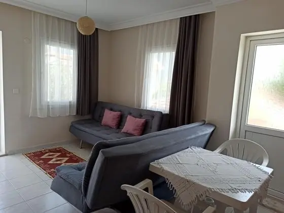 Suite, Havuz Manzaralı