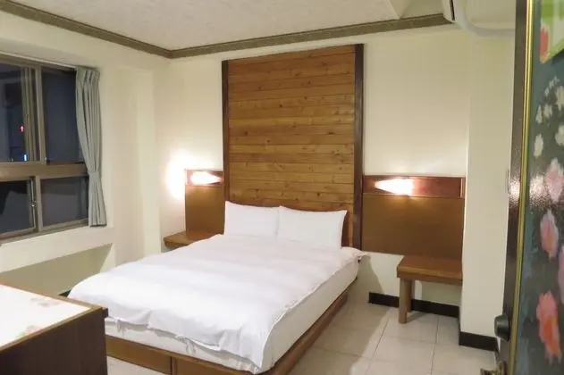 Economy Tek Büyük Yataklı Oda (Wood)