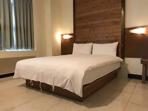 Economy Tek Büyük Yataklı Oda (Wood)