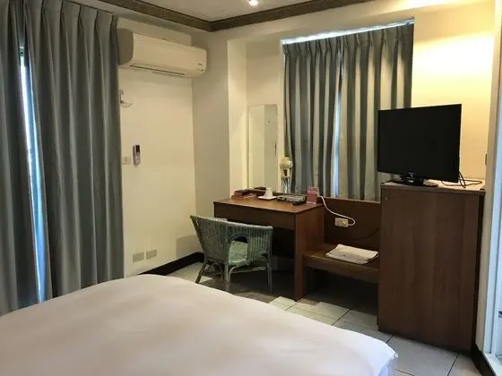 Economy Tek Büyük Yataklı Oda (Wood)
