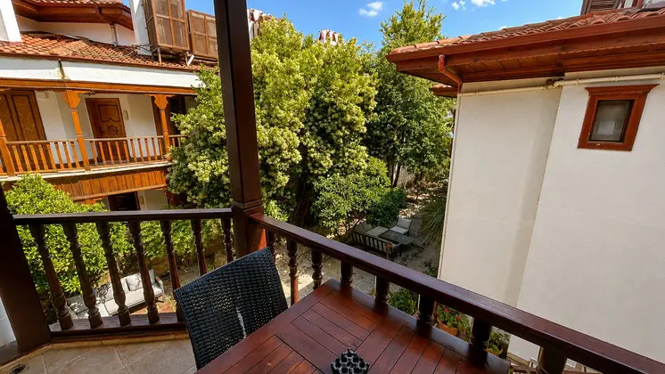 Standart Oda, Balkonlu