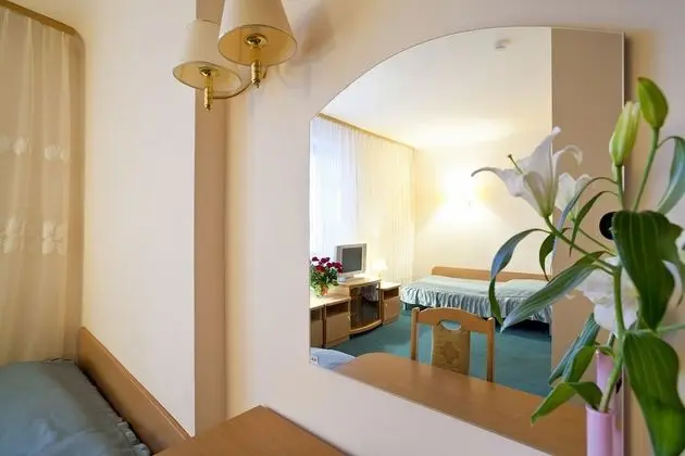 Basic Tek Büyük Yataklı Oda