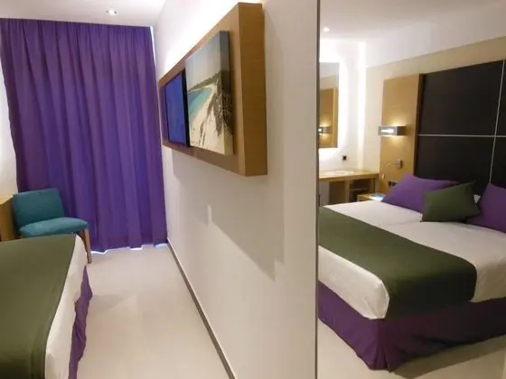 Büyük Yataklı Tek Kişilik Oda, Balkon