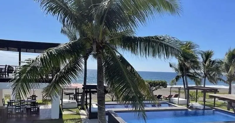 Deluxe Tek Büyük Yataklı Oda, 2 Çift Kişilik Yatak, Bahçe Manzaralı