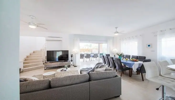 Villa, 5 Yatak Odası, Kişiye Özel Havuzlu