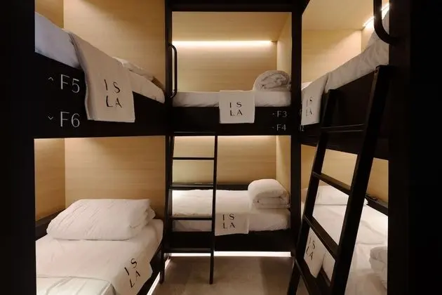 Premium Ortak Ranzalı Oda, Sigara İçilmez (8 Beds Female Only)