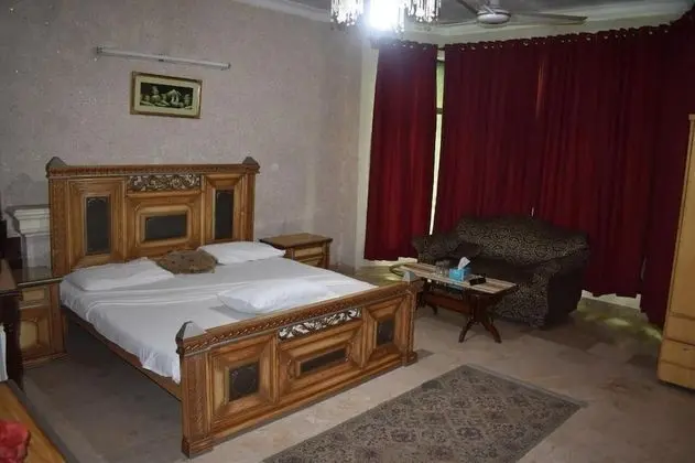 Deluxe Tek Büyük veya İki Ayrı Yataklı Oda