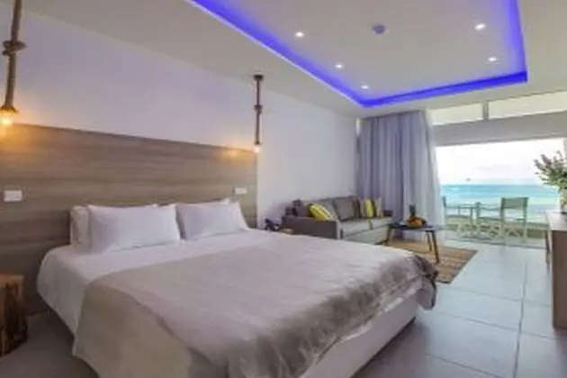 1 Çift Kişilik Veya 2 Tek Kişilik Yatak Sea View