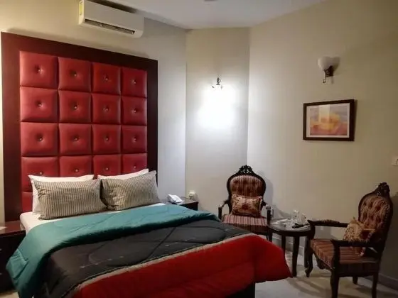 Deluxe Tek Büyük Yataklı Oda