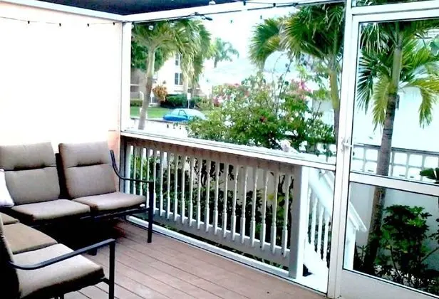 Daire (Island Dreams Sunset Suite #3)