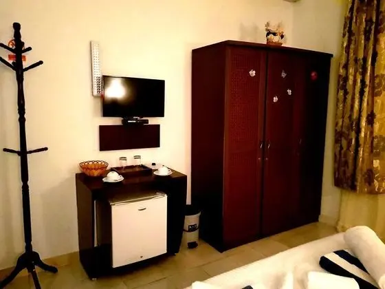 Deluxe Tek Büyük Yataklı Oda, Bahçe Manzaralı