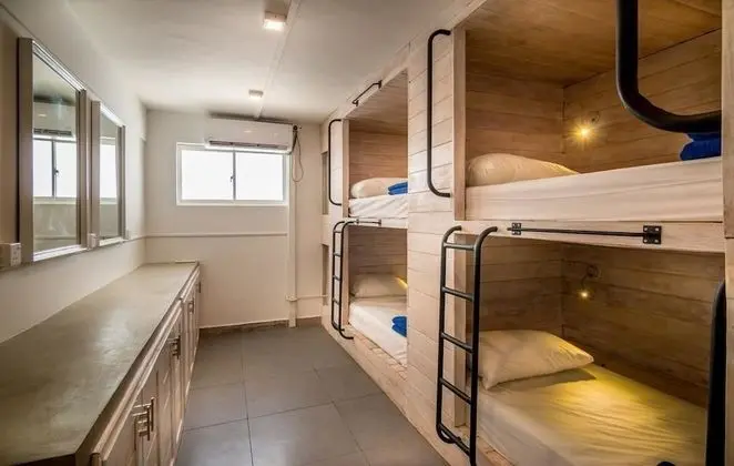 10 Bed Mixed Dorm Rooms