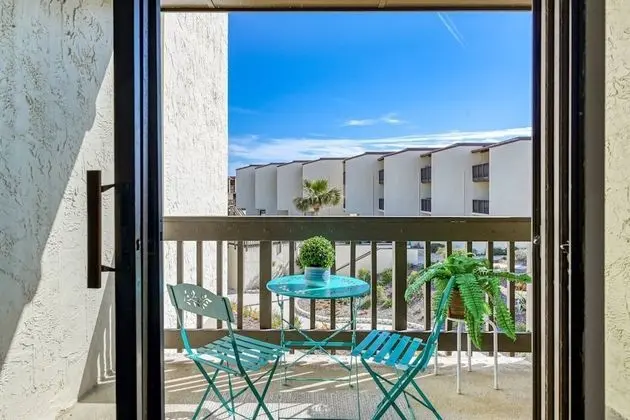 Daire (Island House C219)