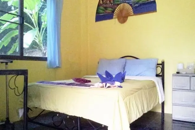 Deluxe Fan Room