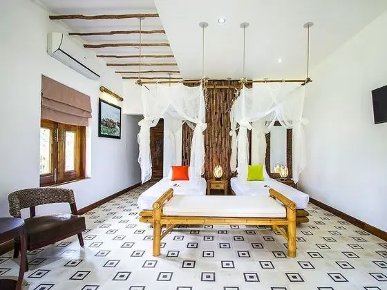 Tek Büyük Yataklı Oda (Pavilions Garden View)