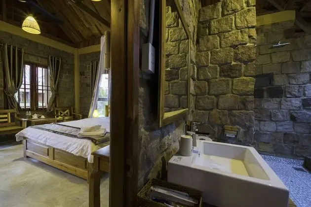 Deluxe Bungalov, Havuz Manzaralı