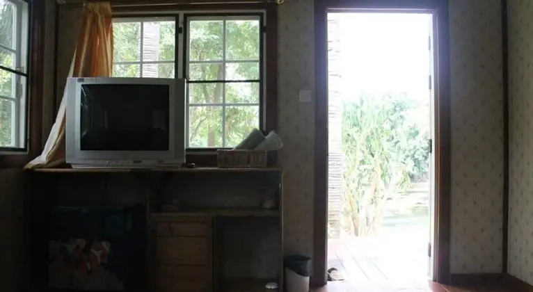 Garden View Room