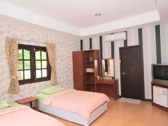 Mountain Hill Room