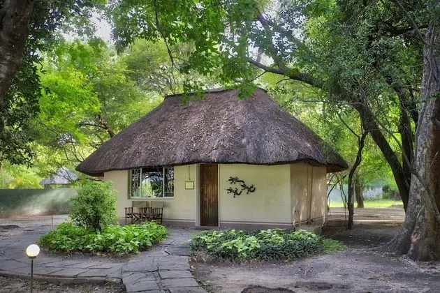 Classic Tek Büyük Yataklı Oda