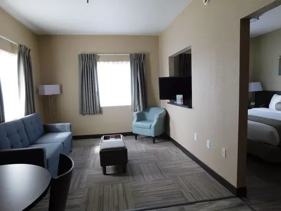 Standard Süit, Sigara İçilmez