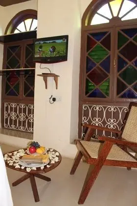 Büyük Yataklı Tek Kişilik Oda
