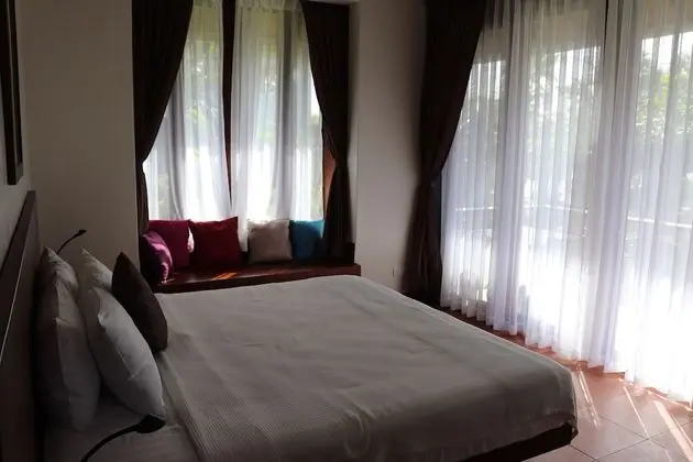The Oceanview Cabana