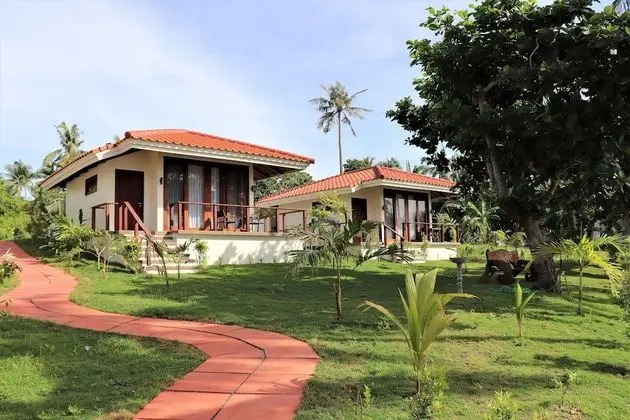 The Oceanview Cabana