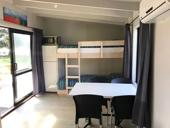 Standard Kulübe, Sigara İçilmez (Standard Cabin)