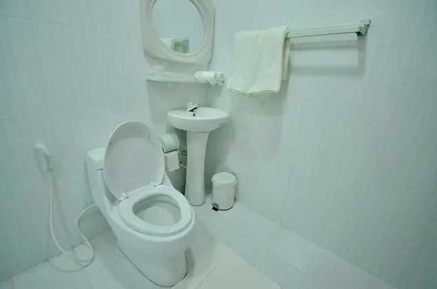 Deluxe Tek Büyük Yataklı Oda, 1 En Büyük (King) Boy Yatak, Bahçe Manzaralı, Bahçeli