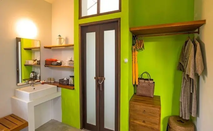 Ocean Breeze Bungalow