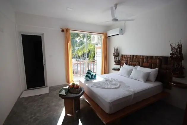 Comfort Tek Büyük Yataklı Oda, 1 Yatak Odası, Bahçe Manzaralı, Plaj Kenarı