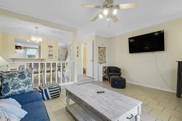Ev (Islander Cay Myrtle Beach Escape)