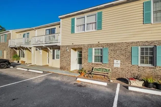 Ev (Islander Cay Myrtle Beach Escape)