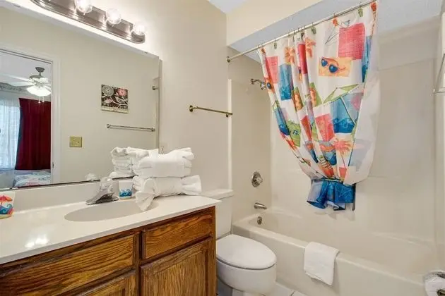 Ev (Islander Cay Myrtle Beach Escape)