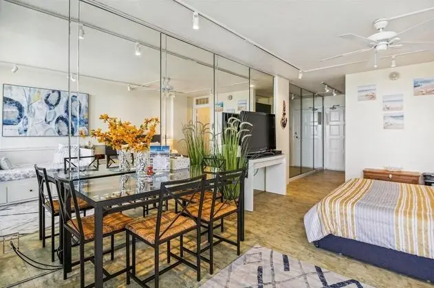 Daire, 1 Büyük (Queen) Boy Yatak ve Çekyat, Balkon, Okyanus Manzaralı