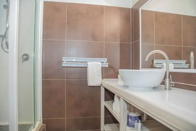 Standard Oda, Sigara İçilmez, Kısmi Deniz Manzarası (Cabana Couples)