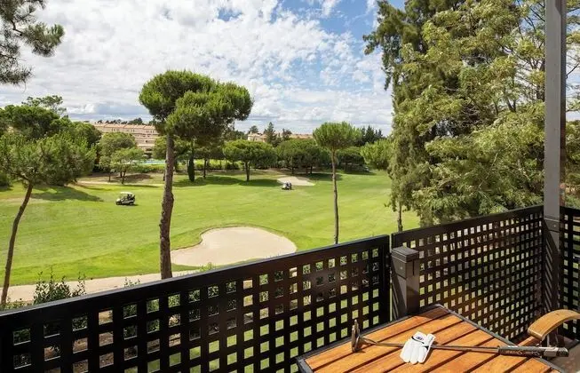 Oda, 2 Tek Kişilik Yatak