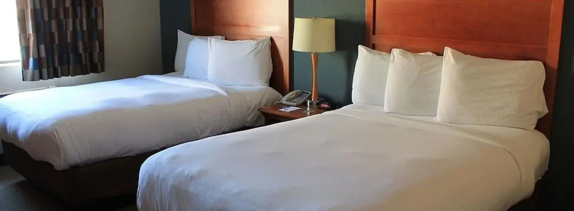 Classic Oda, 2 Büyük (Queen) Boy Yatak