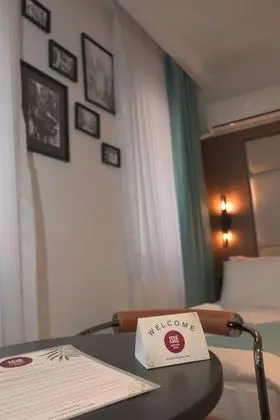 Business Tek Büyük veya İki Ayrı Yataklı Oda