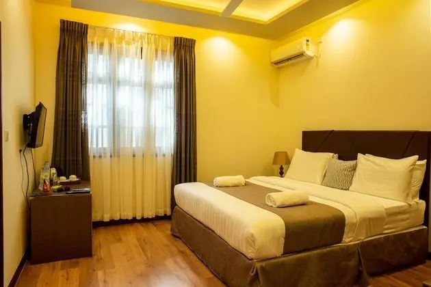Deluxe Tek Büyük Yataklı Oda