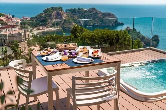 Deluxe Apart Daire, Jakuzi