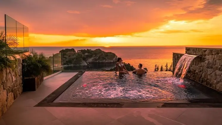 Luxury Apart Daire, Kişiye Özel Havuzlu